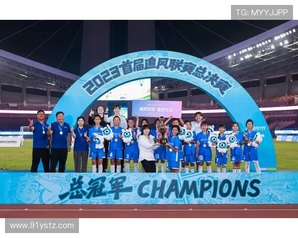 杭州羽毛球队以76分稳居总决赛积分榜首位展现强劲实力