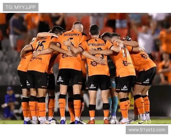 墨胜利与柏斯光荣的激烈对决展现足球魅力与团队精神的巅峰较量